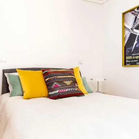 Artsy Retreat In The Heart Of Apartamento Oporto